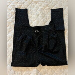 AYBL BLACK LEGGINGS